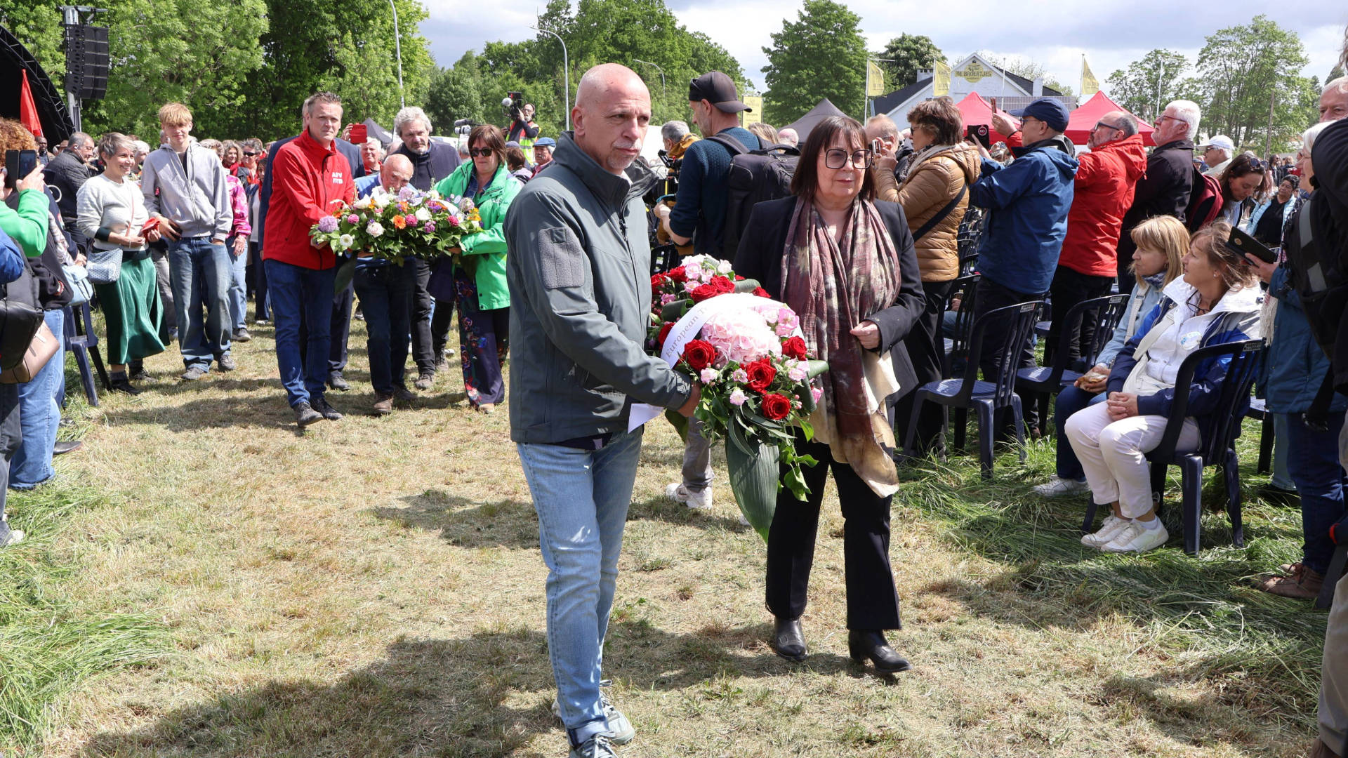 Esther Lynch lays a wreath at Fort Breendonk