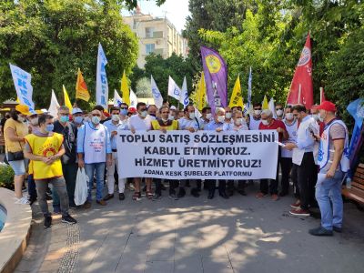 Turkish public sector workers demand better pay